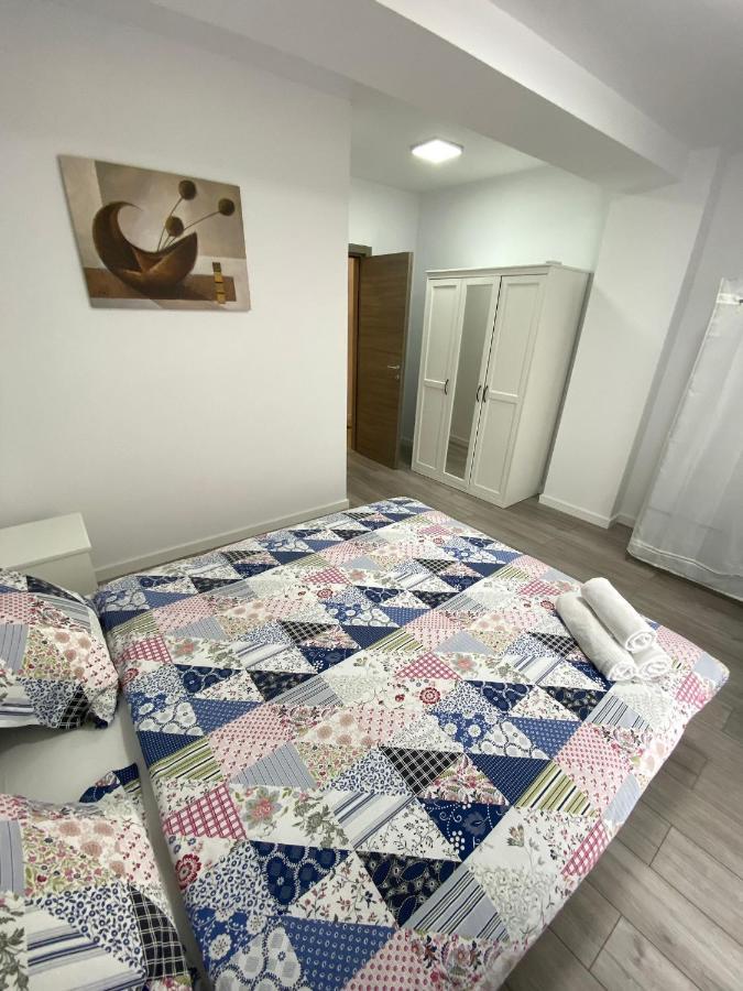 Catedral Apartment بوخارست المظهر الخارجي الصورة