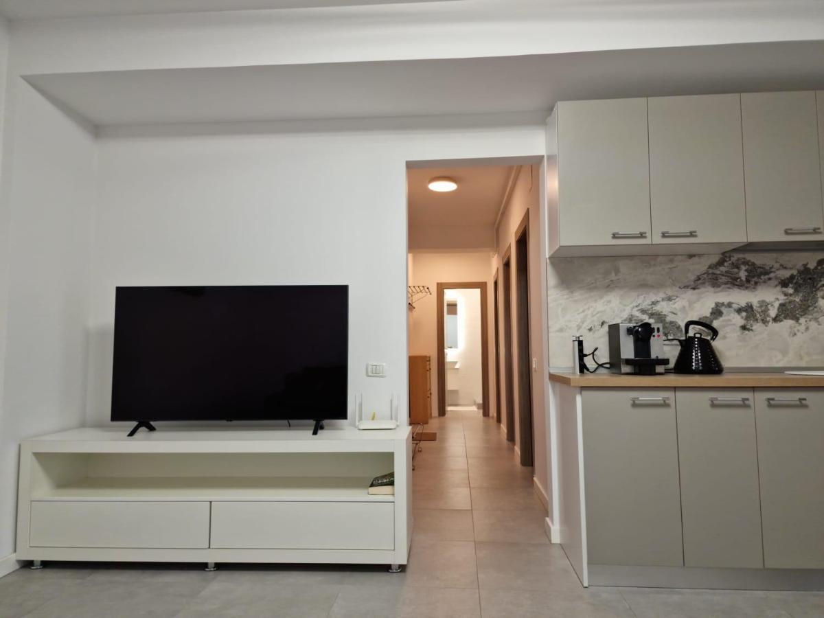 Catedral Apartment بوخارست المظهر الخارجي الصورة