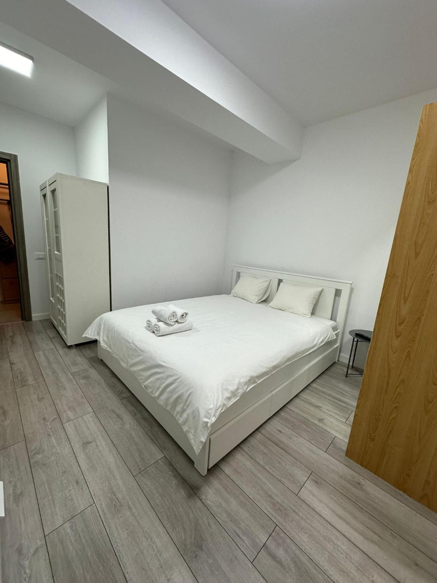 Catedral Apartment بوخارست المظهر الخارجي الصورة
