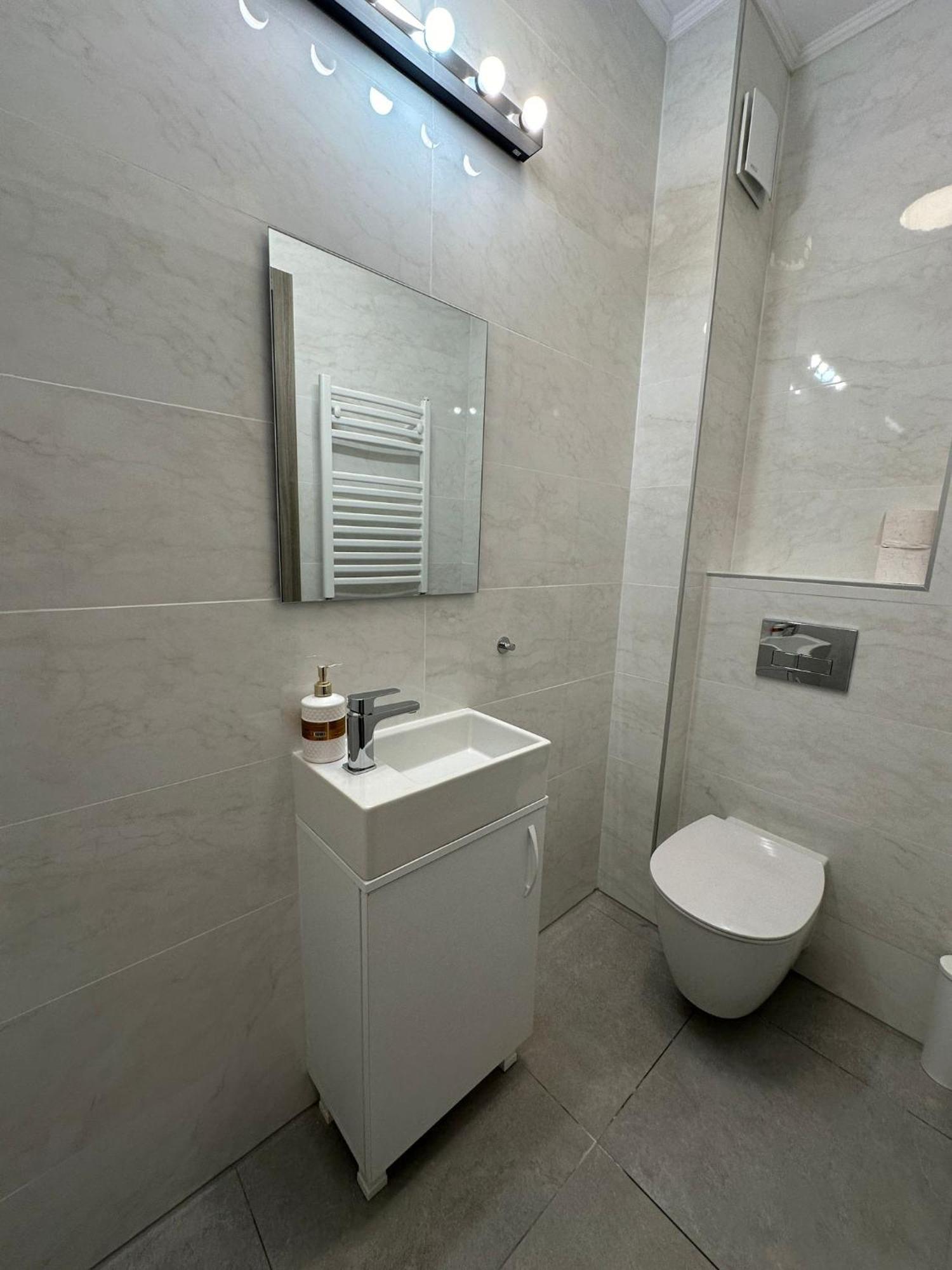 Catedral Apartment بوخارست المظهر الخارجي الصورة