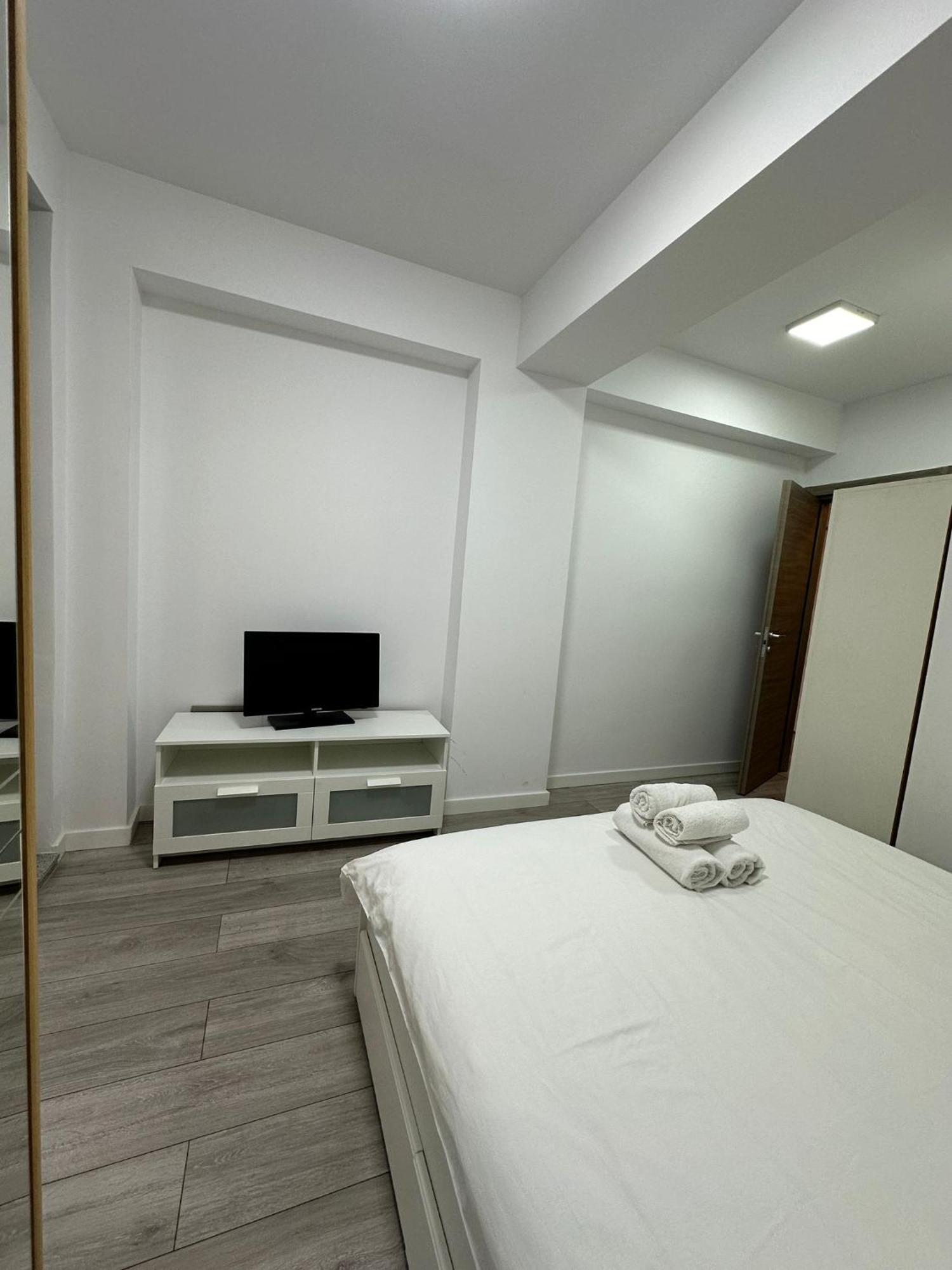 Catedral Apartment بوخارست المظهر الخارجي الصورة