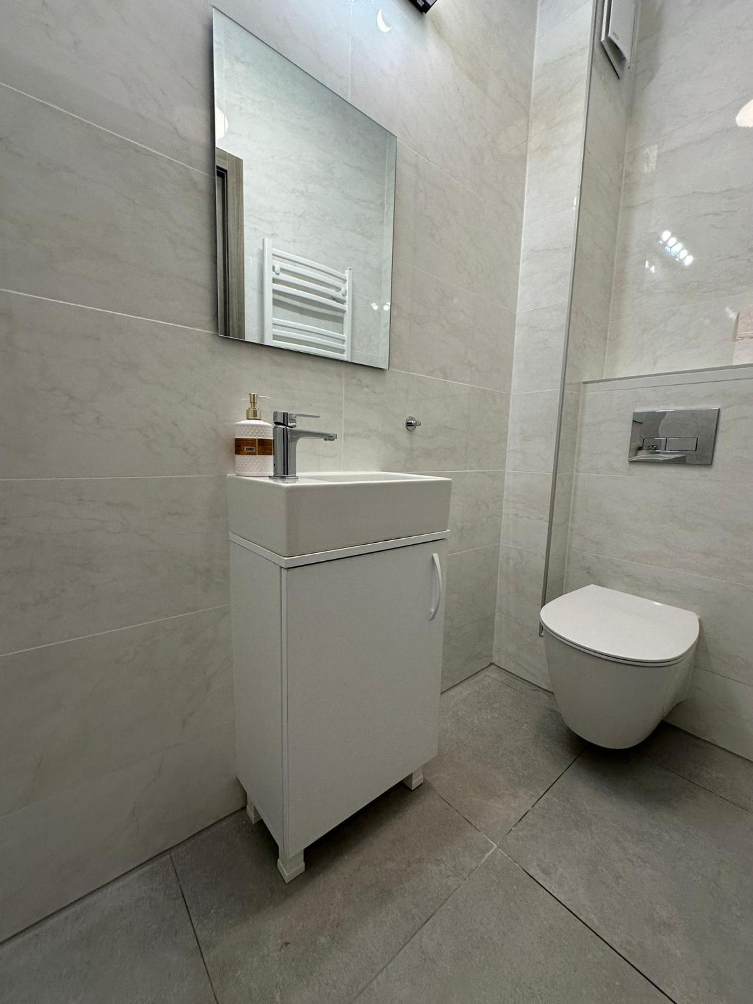 Catedral Apartment بوخارست المظهر الخارجي الصورة