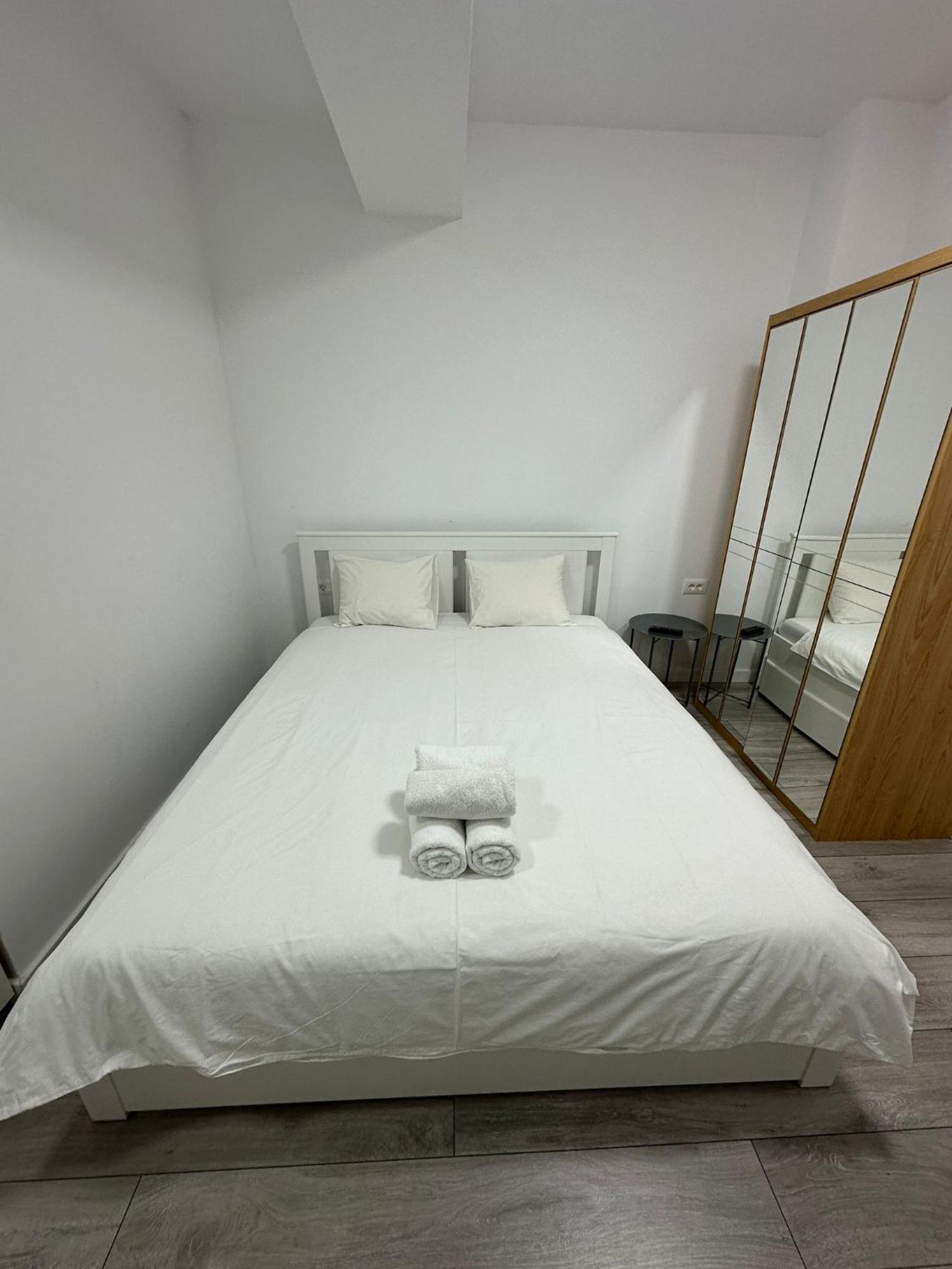 Catedral Apartment بوخارست المظهر الخارجي الصورة
